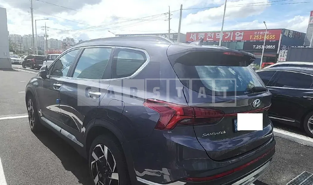 Photo 2 of 6: 2021 Hyundai Santa Fe, VIN KMHS381HGMU396337 — Korean insurance auction