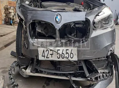 Photo 1 of 13: 2019 BMW Active Tourer, VIN WBA6T9100KVC87253 — Korean insurance auction