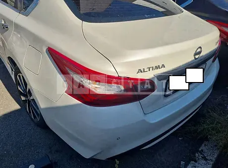 Photo 2 of 15: 2018 Nissan Altima 2.5, VIN 1N4AL3AP8JC298652 — Korean insurance auction