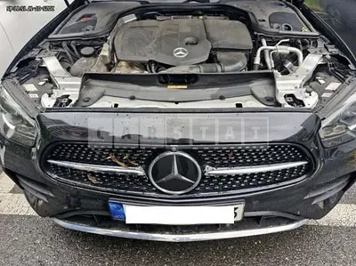 Photo 1 of 17: 2022 Mercedes-Benz E220 d 4Matic — Korean insurance auction