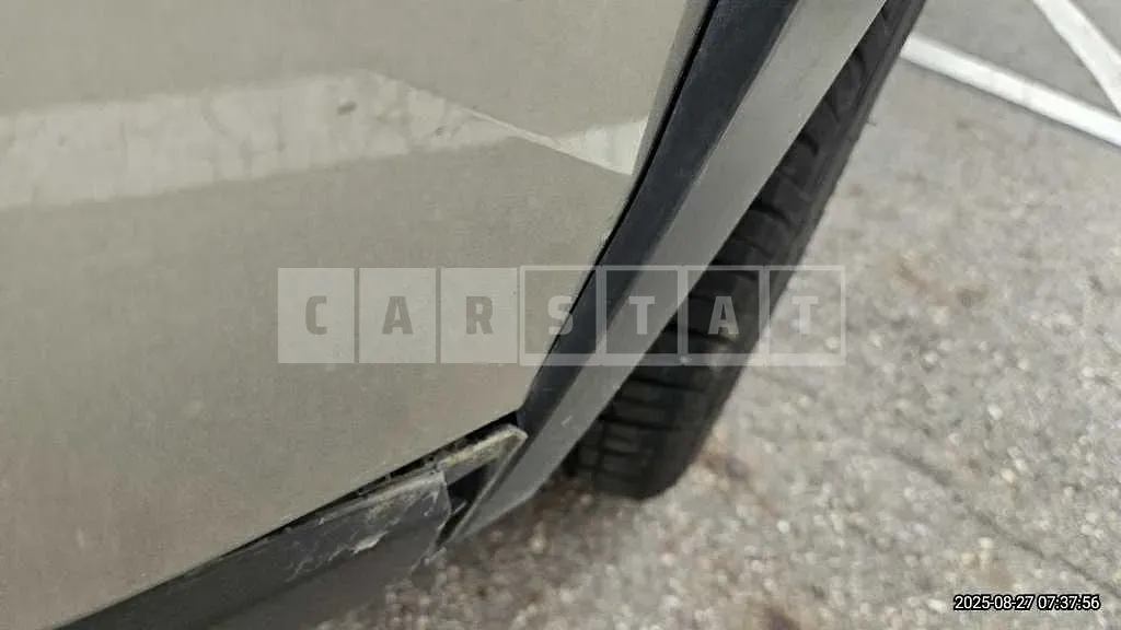 Photo 2 of 17: 2019 Lexus UX250h 2WD — Korean insurance auction
