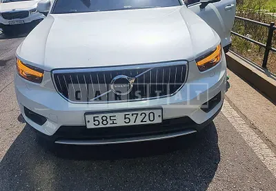 Photo 1 of 50: 2019 Volvo XC40T4 AWD, VIN YV1XZACACK2120452 — Korean insurance auction