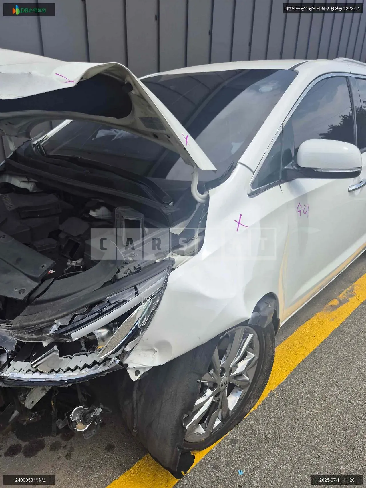 Photo 2 of 14: 2018 Kia Carnival, VIN KNAMC81ABKS478320 — Korean insurance auction