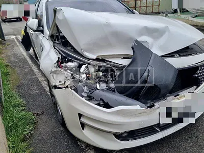 Photo 1 of 7: 2016 Kia K5 2.0, VIN KNAGX411BGA056396 — Korean insurance auction