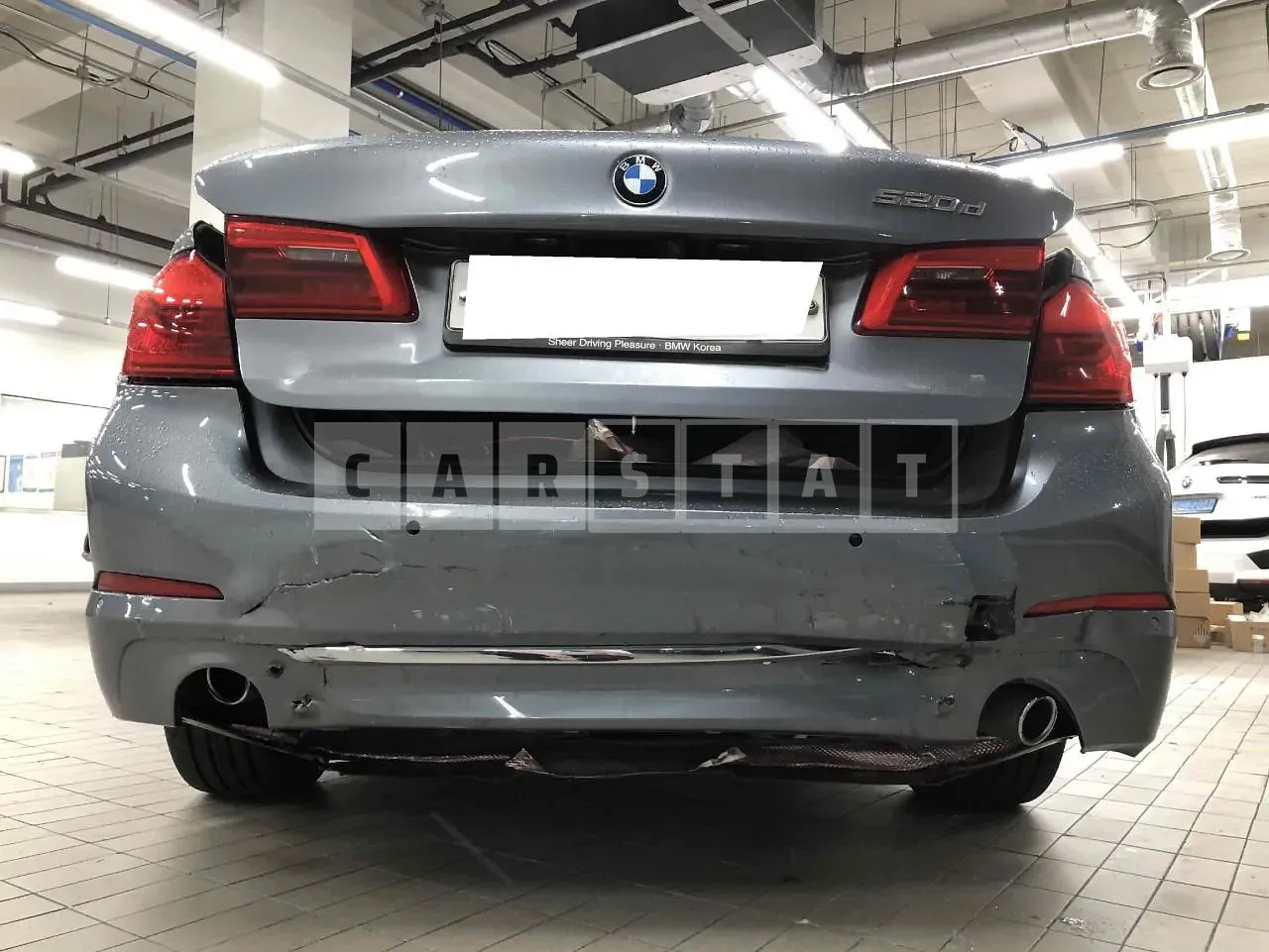 Photo 2 of 12: 2018 BMW 520d, VIN WBAJC3106JD031658 — Korean insurance auction