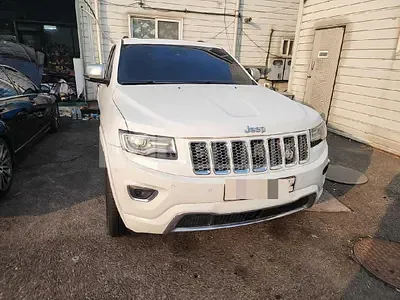 Photo 1 of 19: 2014 Jeep Straw Grand Cherokee — Korean insurance auction