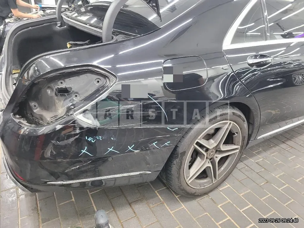 Photo 2 of 9: 2021 BMW 520i, VIN WBA11BH07MCG02402 — Korean insurance auction