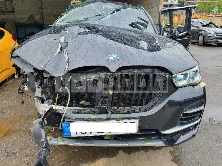 Photo 2 of 50: 2022 BMW X5 xDrive 30d, VIN WBAJU8109N9N37746 — Korean insurance auction