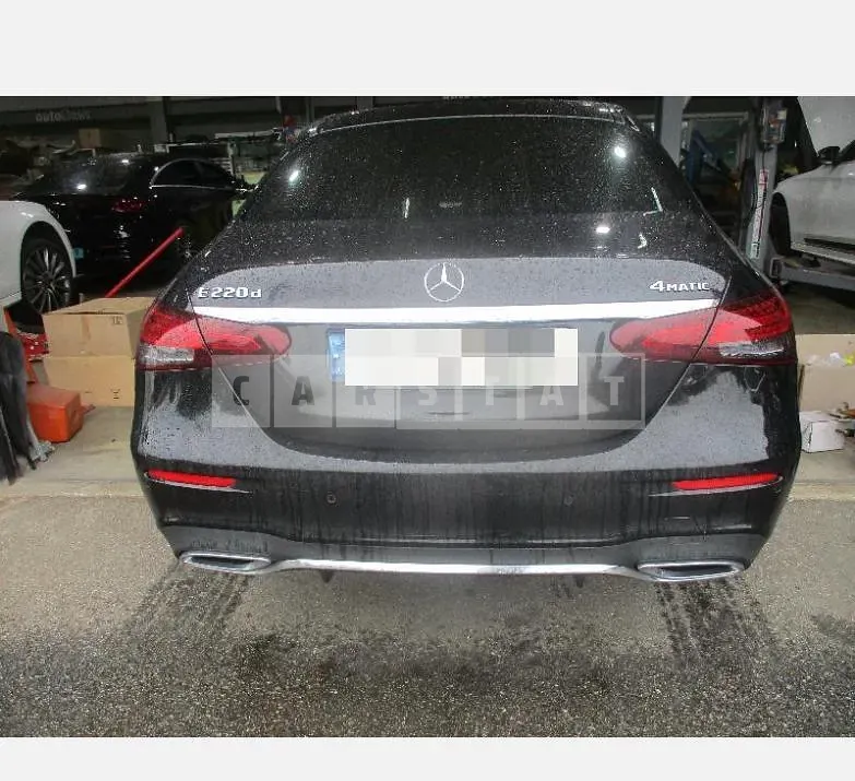 Photo 2 of 34: 2020 Mercedes-Benz E220 d 4Matic — Korean insurance auction