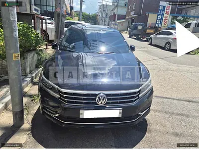 Photo 1 of 12: 2018 Volkswagen Passat 2.0 TSI, VIN 1VWZZZA3ZJC035722 — Korean insurance auction