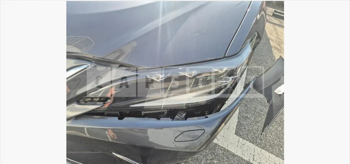 Photo 3 of 3: 2024 Lexus (parts) ES300h Headlamp — Korean insurance auction