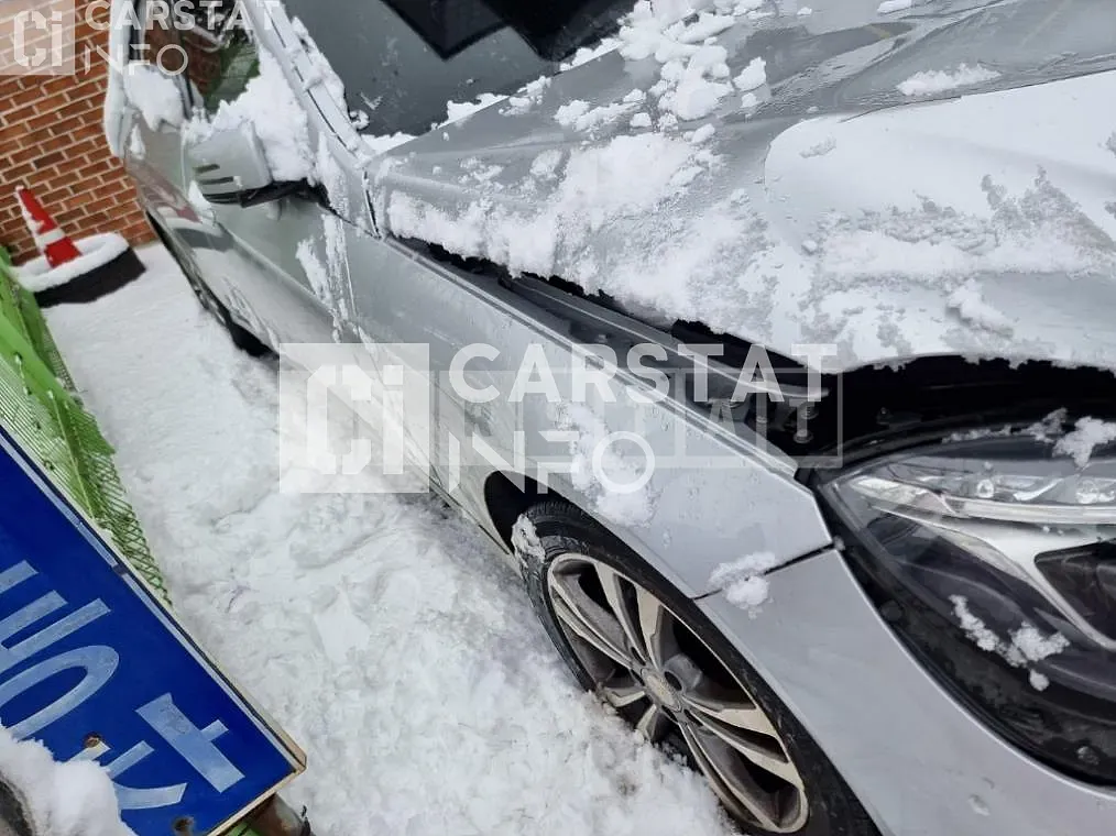 Photo 2 of 11: 2014 Mercedes-Benz E220 CDI — Korean insurance auction