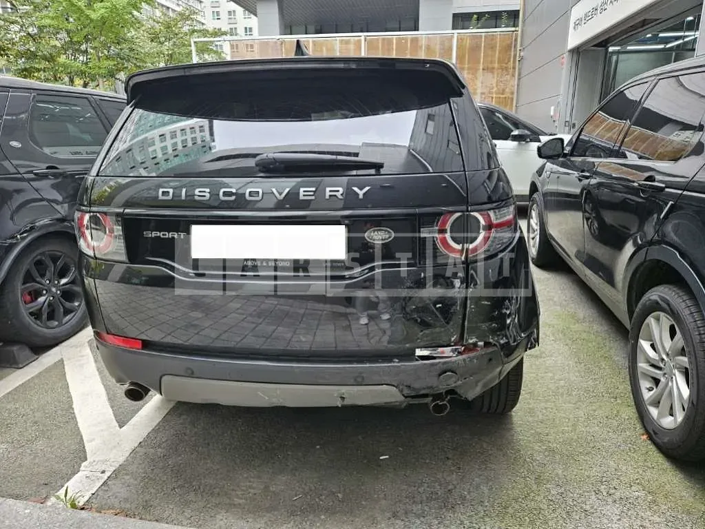 Photo 2 of 36: 2018 Land Rover Discovery Sports 2.0d, VIN SALCA2BN9JH755612 — Korean insurance auction