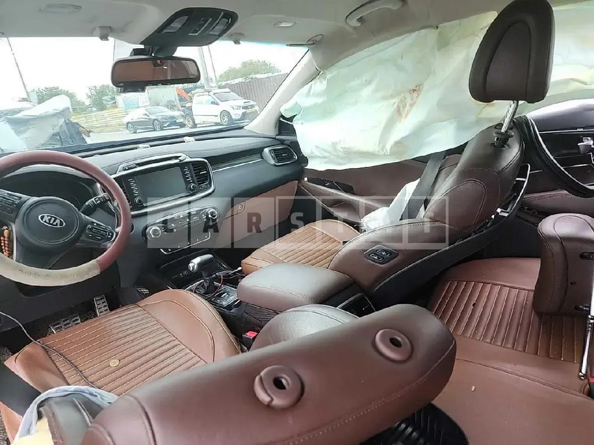 Photo 2 of 41: 2017 Kia Sorento 4WD — Korean insurance auction