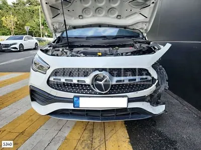Photo 1 of 17: 2022 Mercedes-Benz GLA250 4Matic — Korean insurance auction