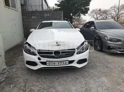 Photo 1 of 8: 2017 Mercedes-Benz C 200 — Korean insurance auction