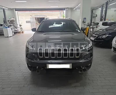 Photo 1 of 34: 2018 Jeep Cherokee 2.2, VIN 1C4PJMCU1JD606791 — Korean insurance auction