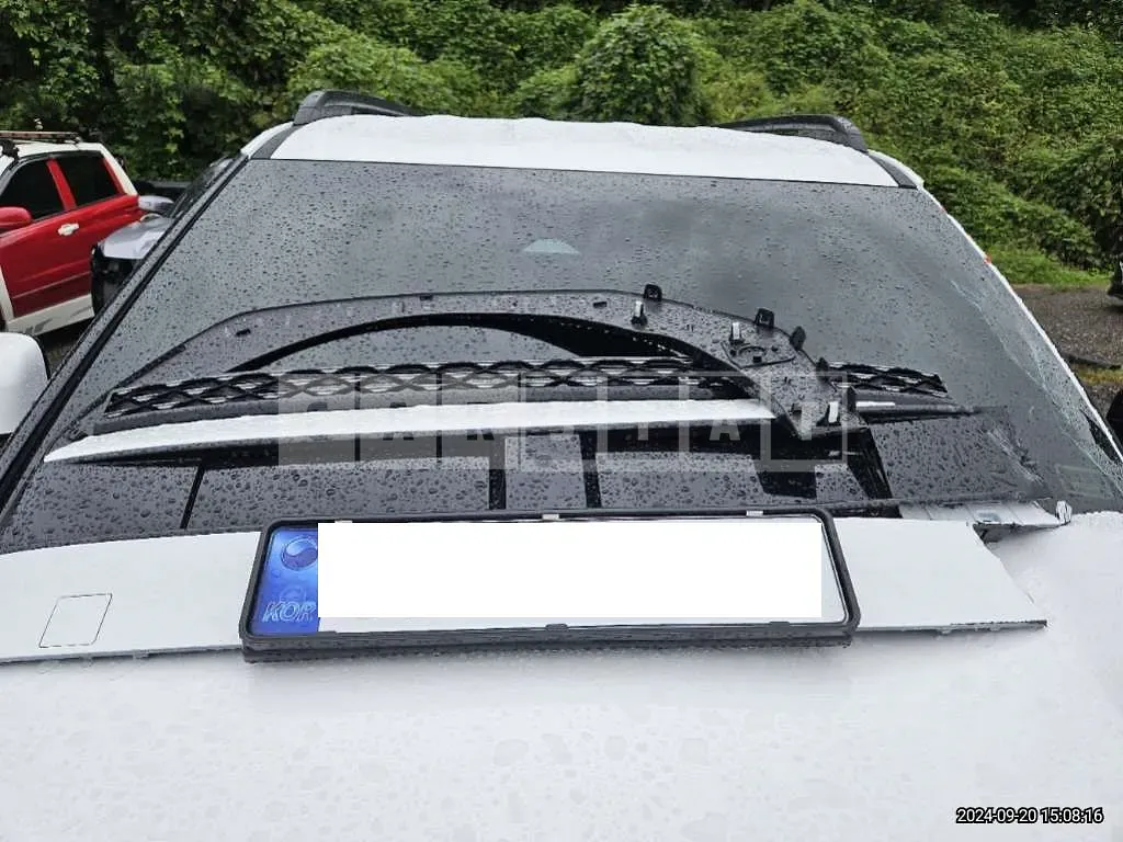Photo 2 of 26: 2024 Hyundai Santa Fe — Korean insurance auction
