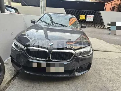 Photo 1 of 54: 2020 BMW 520d M Sport Package — Korean insurance auction