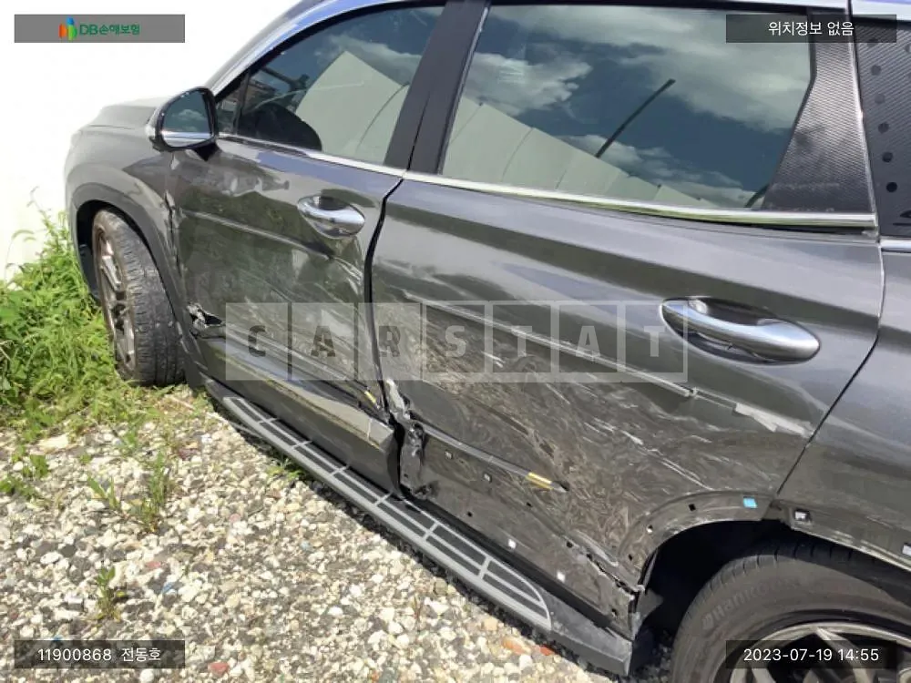 Photo 2 of 7: 2020 Hyundai Santa Fe, VIN KMHS381BBLU298309 — Korean insurance auction