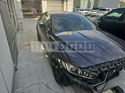 Photo 1 of 17: 2019 Jaguar XE 20d — Korean insurance auction