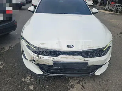 Photo 1 of 23: 2020 Kia K5 — Korean insurance auction