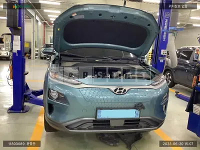 Photo 1 of 11: 2019 Hyundai Kona Electric, VIN KMHK381GFKU032403 — Korean insurance auction