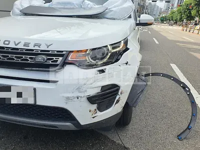 Photo 1 of 25: 2018 Land Rover Discovery Sports 2.0d — Korean insurance auction