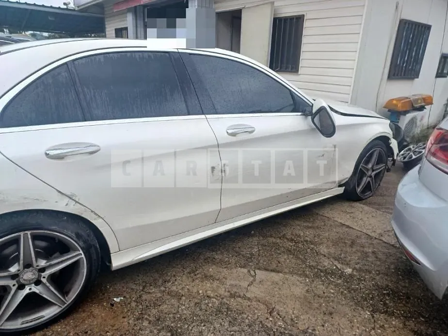 Photo 2 of 5: 2015 Mercedes-Benz C220 BlueTec — Korean insurance auction