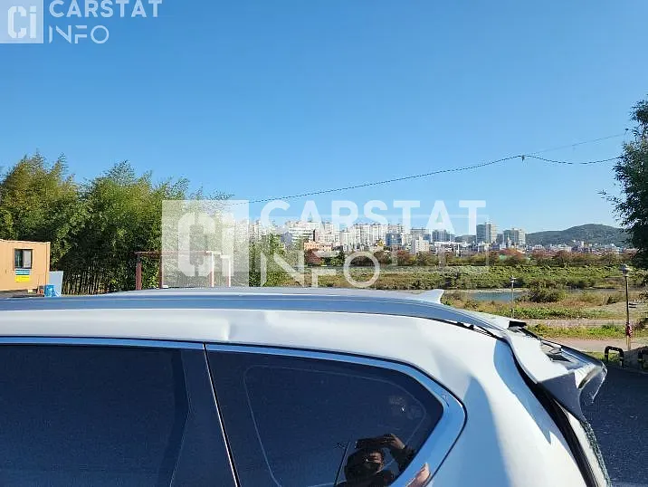 Photo 2 of 10: 2019 Hyundai Santa Fe 2.0 — Korean insurance auction
