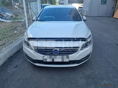 Photo 1 of 8: 2017 Volvo S60D3 — Korean insurance auction