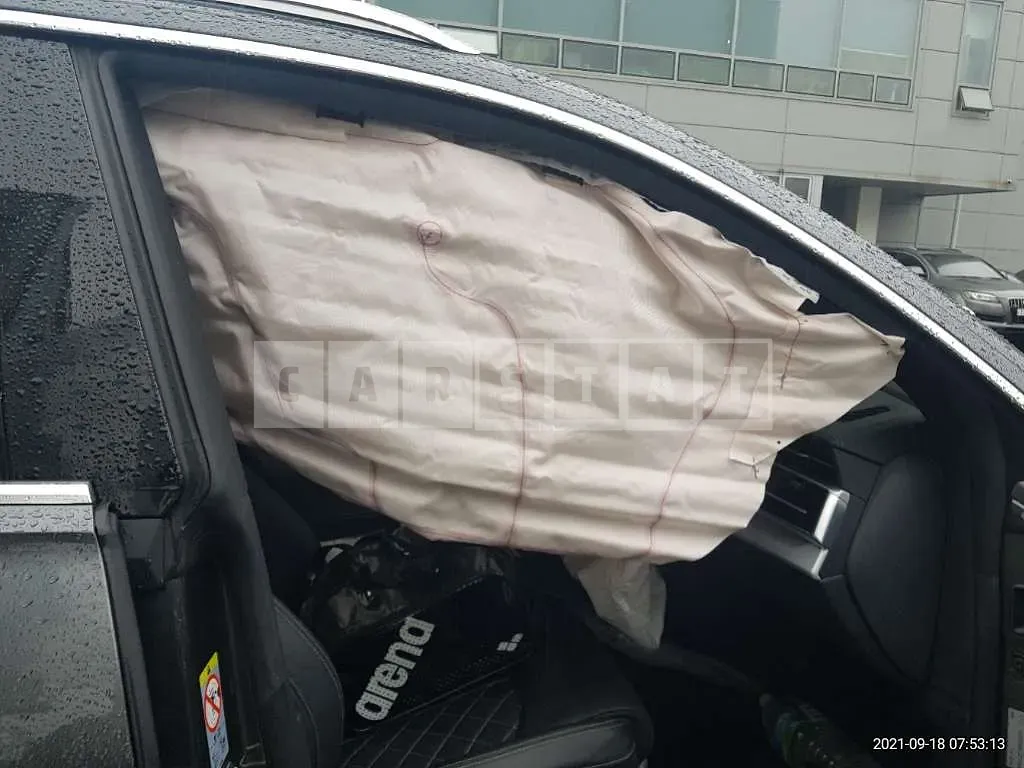 Photo 2 of 42: 2021 Audi Q8 50 TDI Four, VIN WAUZZZF15MD009872 — Korean insurance auction