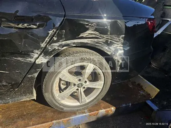 Photo 2 of 26: 2021 Audi A4 40 TFSI — Korean insurance auction