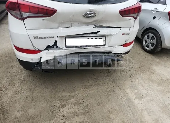 Photo 2 of 25: 2017 Hyundai Tucson, VIN KMHJ3815GHU457074 — Korean insurance auction