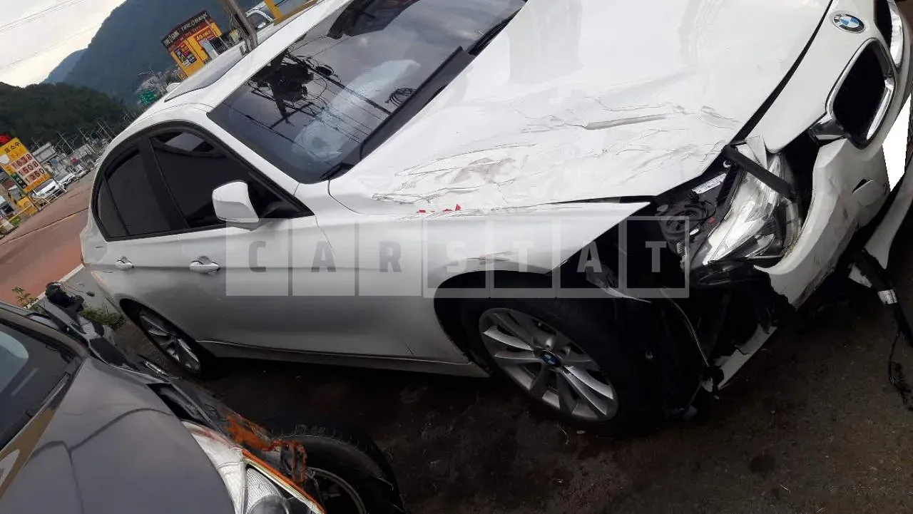 Photo 2 of 14: 2016 BMW 320d, VIN WBA8C5103HK643459 — Korean insurance auction