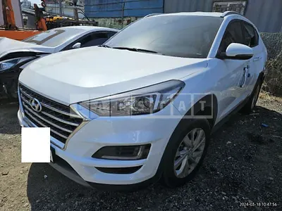 Photo 1 of 13: 2020 Hyundai Tucson, VIN KMHJ3812GLU193094 — Korean insurance auction