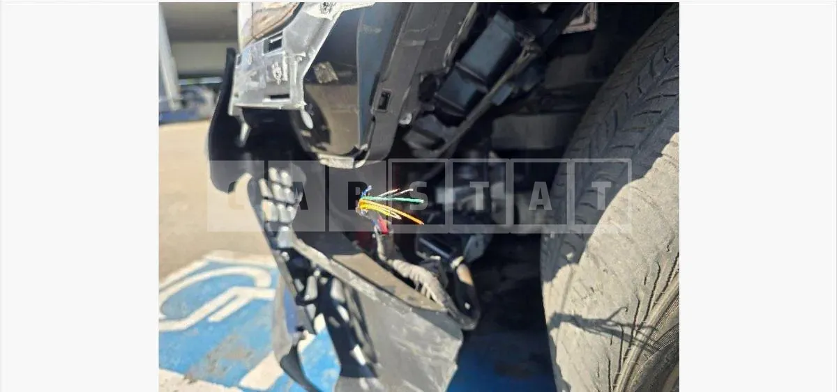 Photo 2 of 25: 2022 Genesis G80, VIN KMTGC41DDNU124815 — Korean insurance auction