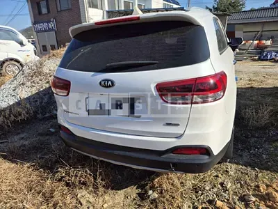 Photo 1 of 6: 2015 Kia Sorento — Korean insurance auction