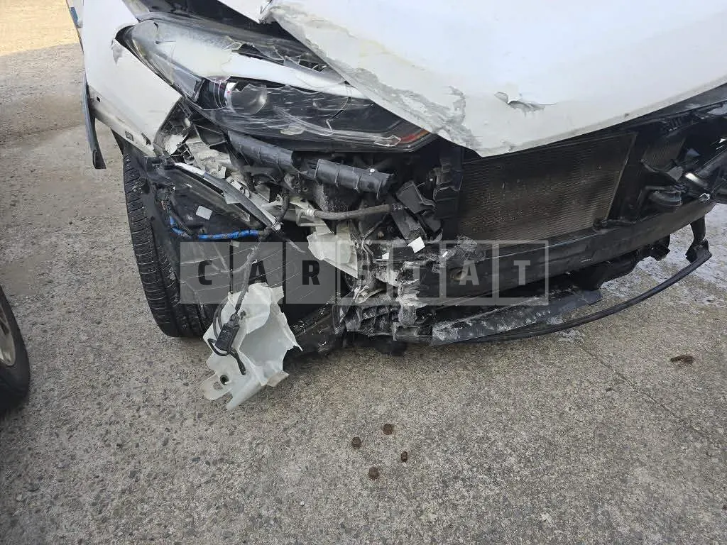 Photo 2 of 9: 2015 Hyundai Tucson, VIN KMHJ281ABGU001732 — Korean insurance auction