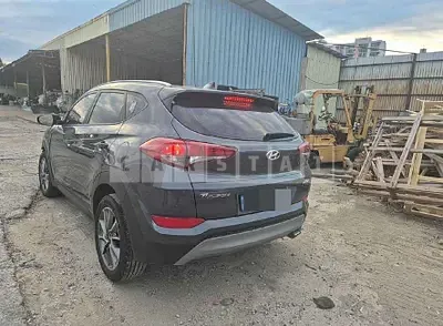 Photo 1 of 37: 2018 Hyundai Tucson TL — Korean insurance auction