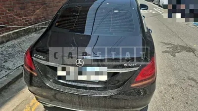 Photo 1 of 41: 2021 Mercedes-Benz C220 d 4Matic — Korean insurance auction