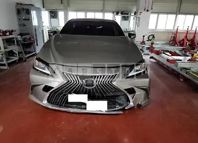 Photo 1 of 46: 2019 Lexus ES300h, VIN JTHB21B12K2046112 — Korean insurance auction