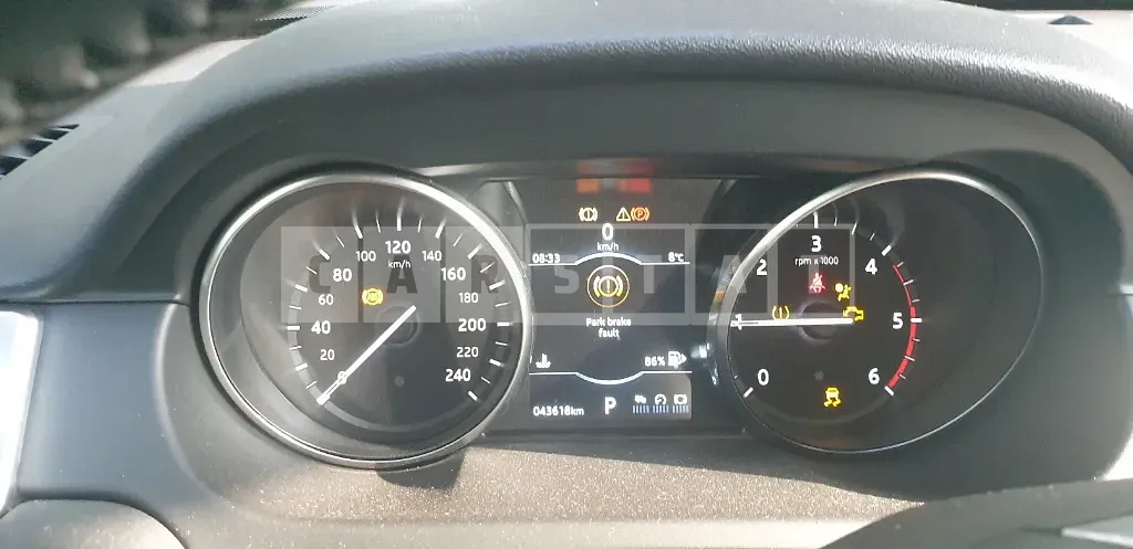 Photo 2 of 28: 2018 Land Rover Discovery Sport 2.0d, VIN SALCA2BN2JH759971 — Korean insurance auction