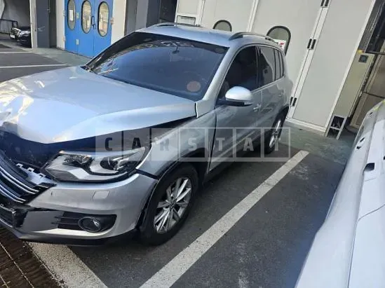 Photo 2 of 14: 2015 Volkswagen Tiguan 2.0 TDI Blue Motion — Korean insurance auction