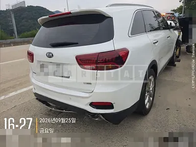 Photo 1 of 7: 2018 Kia Sorento 2.0 — Korean insurance auction