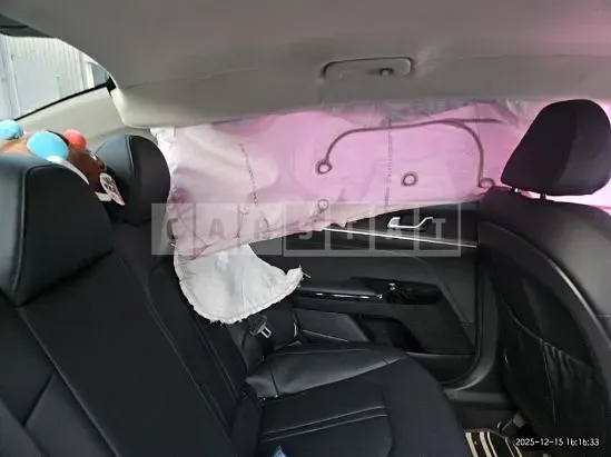 Photo 2 of 33: 2025 Kia K5 — Korean insurance auction