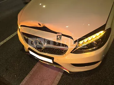Photo 1 of 12: 2018 Mercedes-Benz C200 Cabriolet, VIN WDDWK4CB0JF700534 — Korean insurance auction