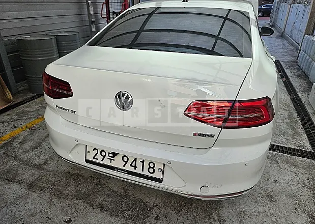 Photo 2 of 21: 2018 Volkswagen Passat GT 2.0TDI 4MOTION, VIN WVWZZZ3CZJE138522 — Korean insurance auction