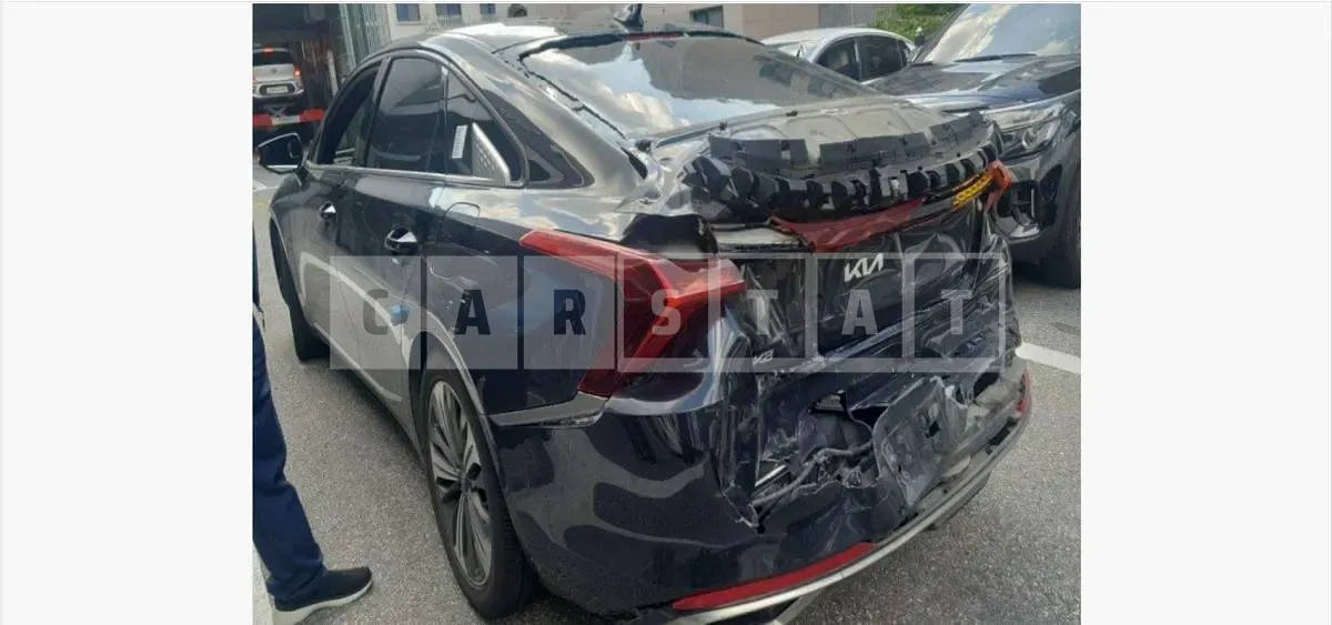 Photo 2 of 8: 2021 Kia K8 Hybrid — Korean insurance auction