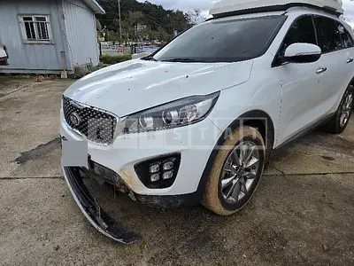 Photo 1 of 18: 2016 Kia Sorento — Korean insurance auction